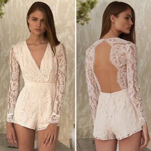 NWT Jetset Diaries Voyage Romper Blush Long Sleeve Lace Playsuit Plunging S